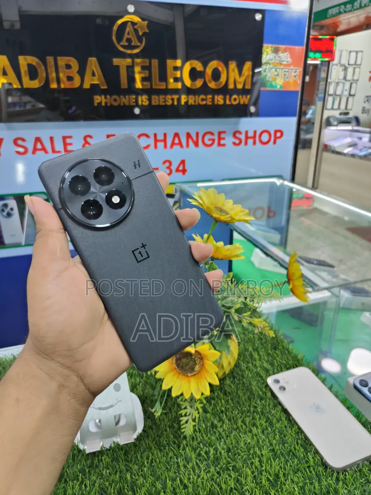 নতুন ওয়ানপ্লাস ১৩ ১ টিবি কালো