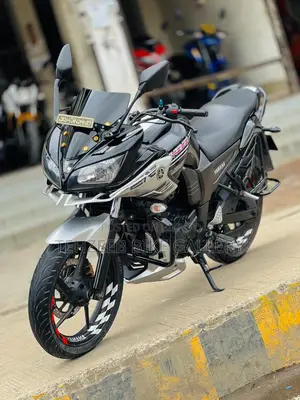 Yamaha 2014 Black