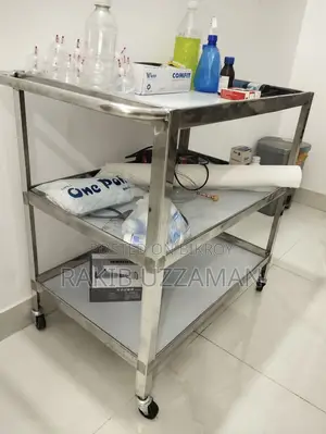 হিজামা সেন্টারের Ss রোগীর বেড ও Ss ট্রলি