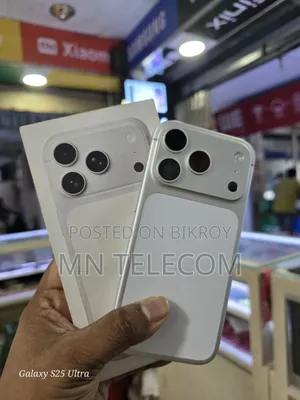 অ্যাপল আইফোন ১৭ প্রো ২৫৬ জিবি সিলভার