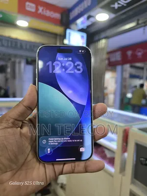অ্যাপল আইফোন ১৭ প্রো ২৫৬ জিবি সিলভার