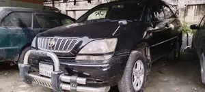 Toyota Harrier 2002 Black