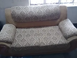 টু সেটের সোফা কাভারসহ বিক্রি করব