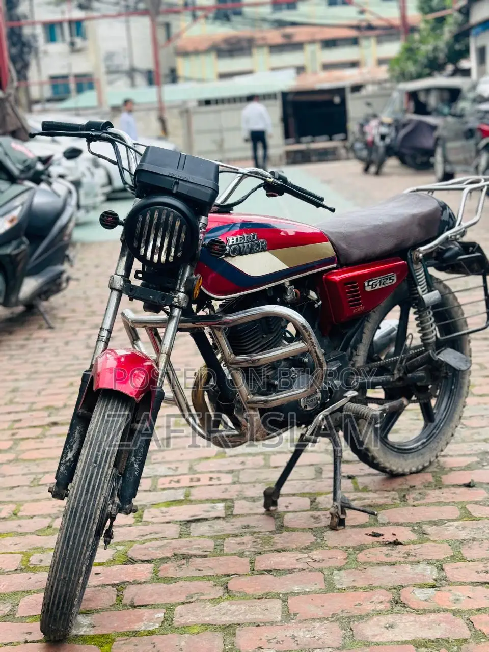 হিরো ২০০৯ রেড