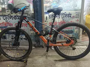 এভন স্টান্ট মোড সাইকেল।