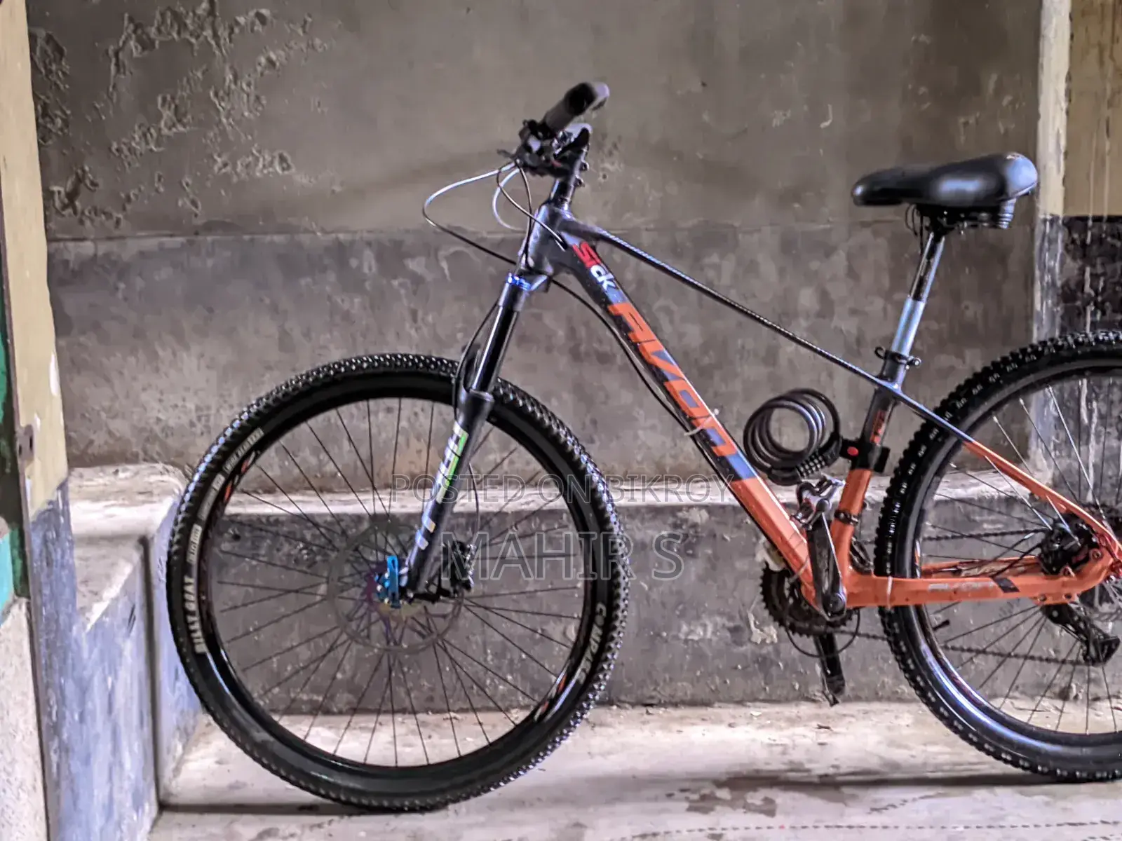 Avon Stunt Mode Cycle.