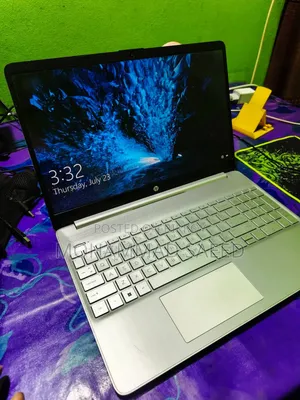 Laptop HP 15s 8GB AMD Ryzen 3 SSD 512GB