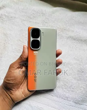 iQOO 256 GB Silver