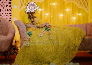 ভারতীয় হলুদ ব্রাইডাল লেহেঙ্গা