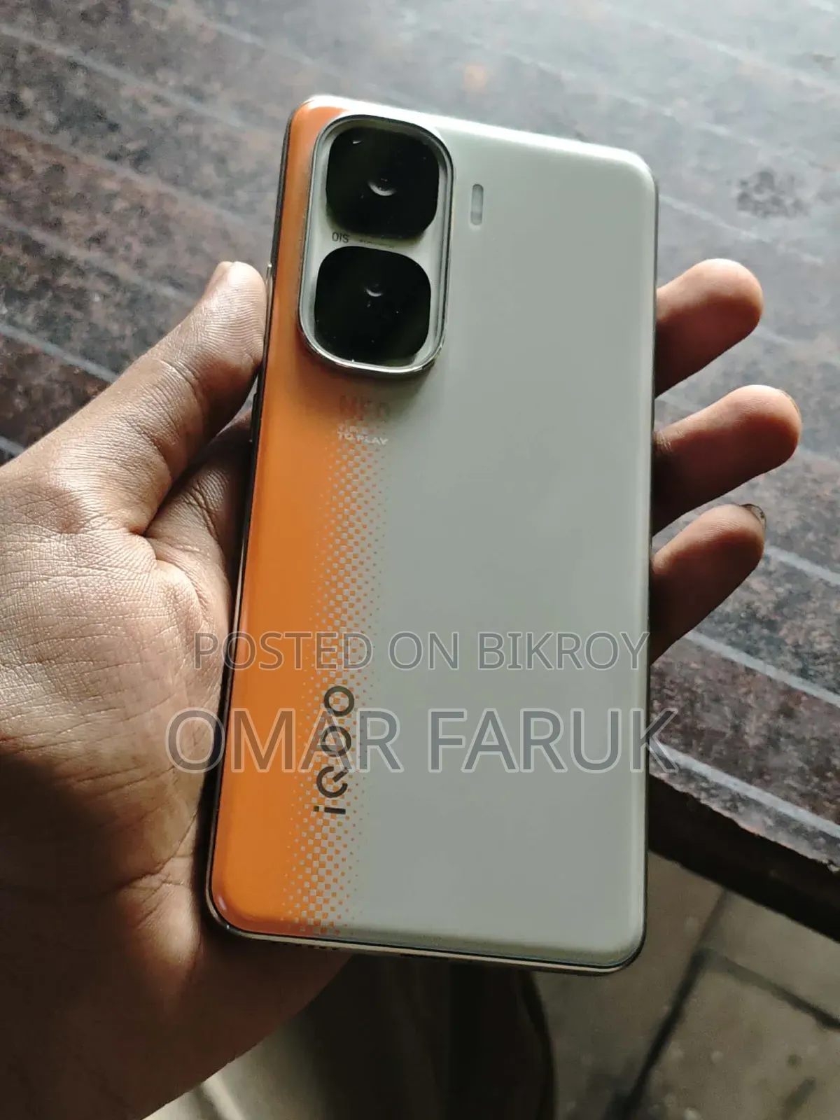 iQOO 256 GB Silver