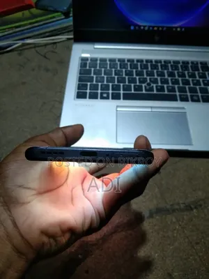 রিয়েলমি ১০ প্রো+ ১২৮ জিবি ব্ল্যাক
