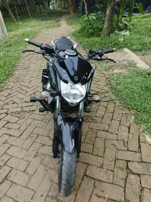 নতুন ইয়ামাহা এফজেড ২০২২ কালো