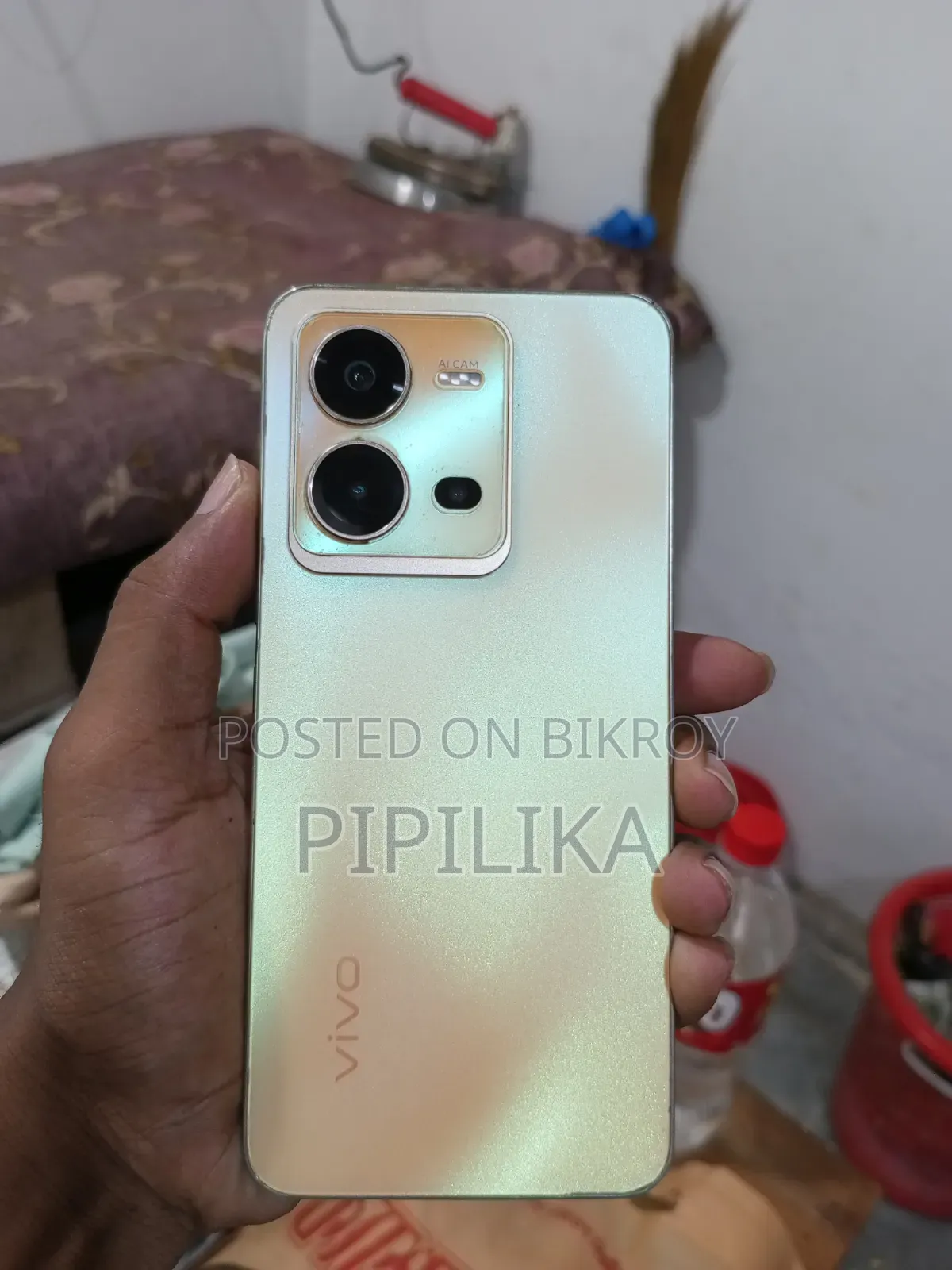 Vivo V25e 128 GB Gold