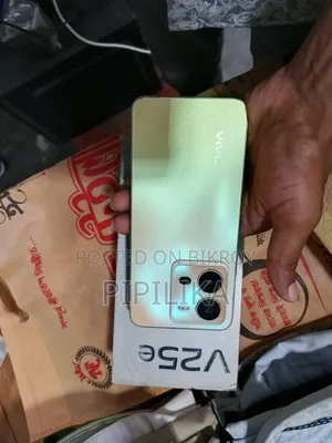 Vivo V25e 128 GB Gold