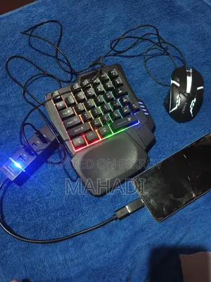 Gaming Keyboard With USB Connector Mouse.