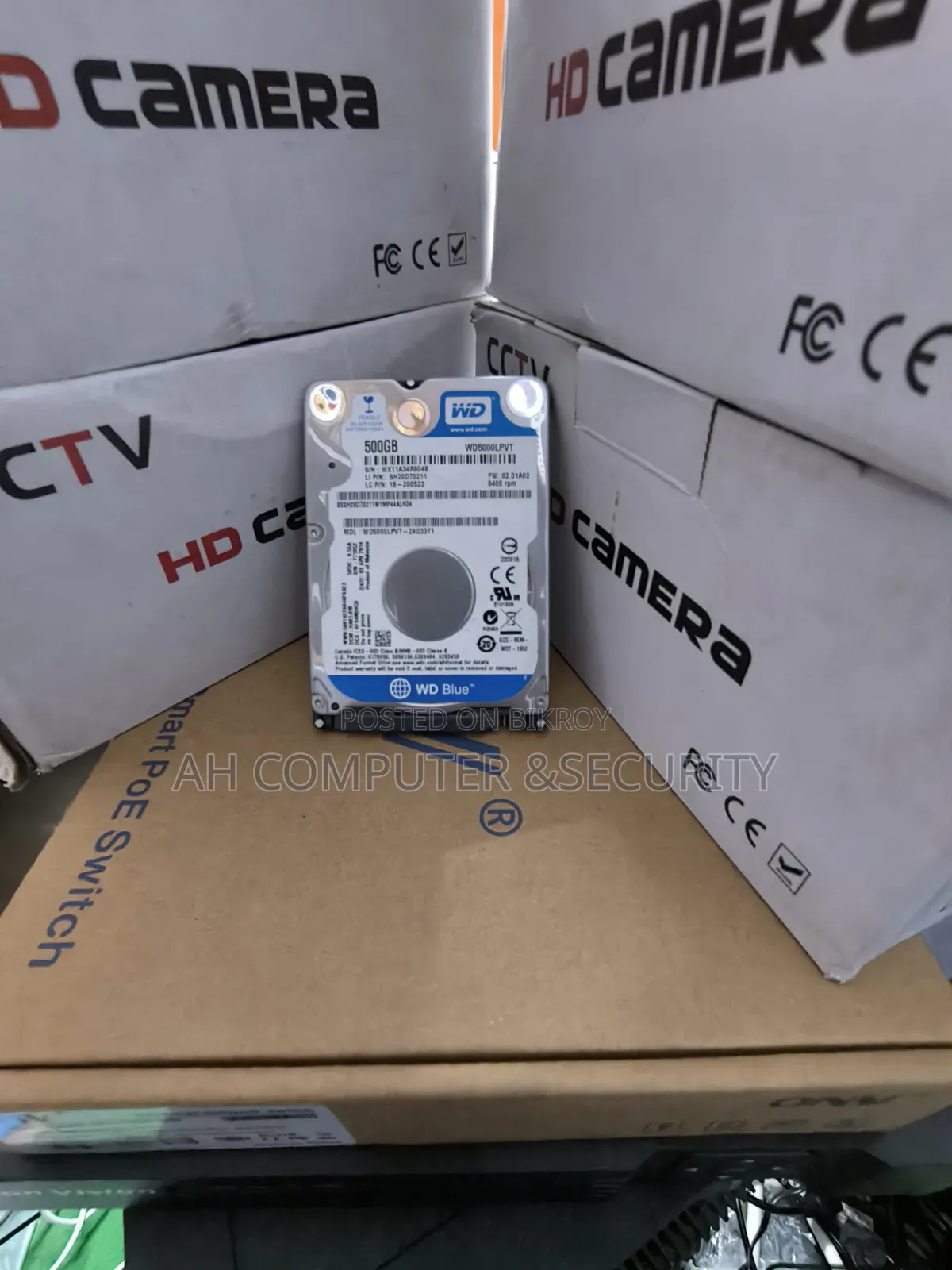 PoE 8-Piece Camera 8-Channel NVR 8-Port PoE Switch 500GB HDD