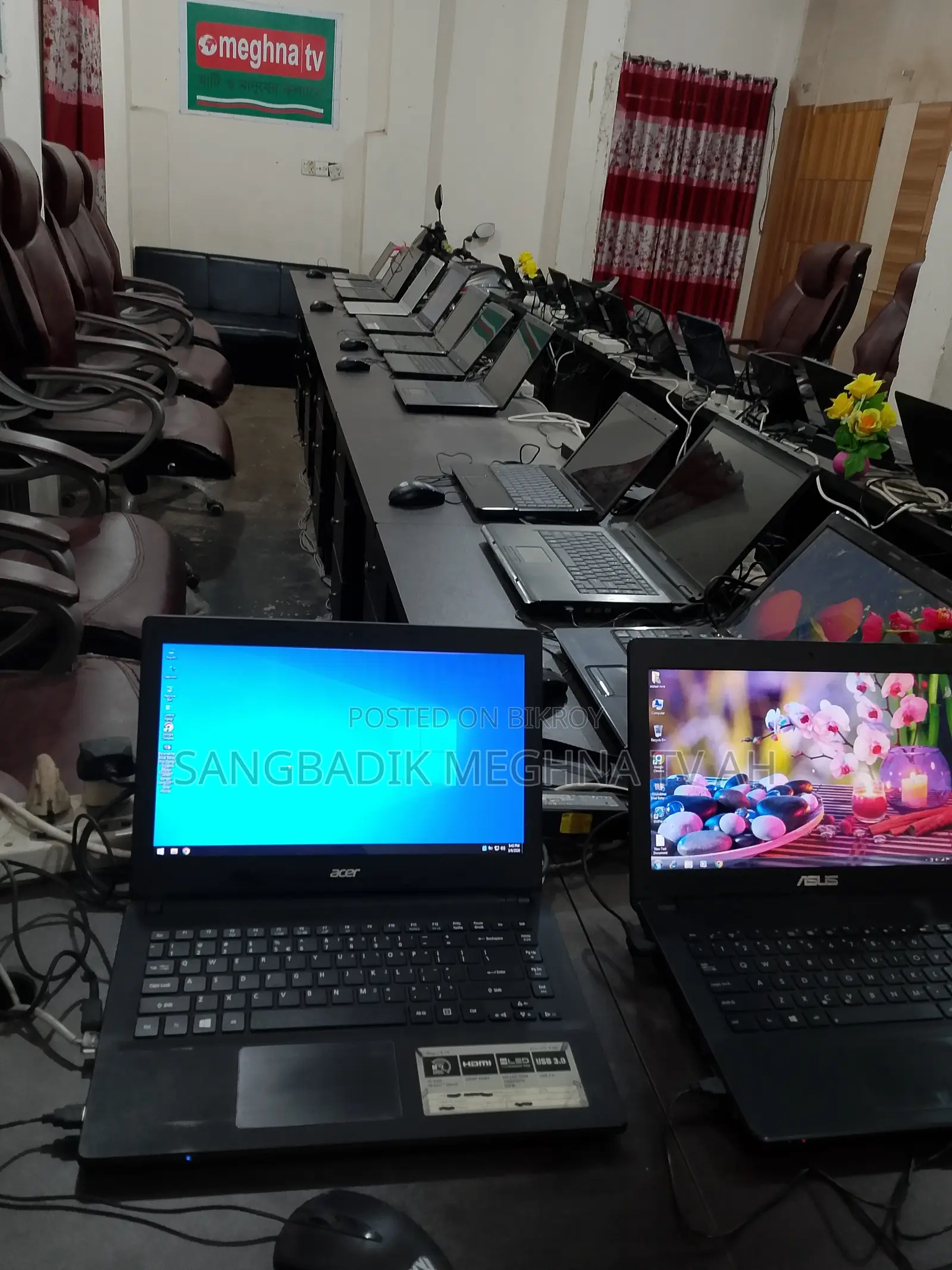 Laptop Acer 3GB Intel SSD 256GB
