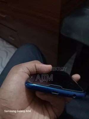 স্যামসাং গ্যালাক্সি জে৪ ১৬ জিবি ব্লু