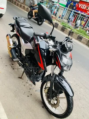 টিভিএস অ্যাপাচি আরটিআর ১৬০ ৪ভি ২০২১ ব্ল্যাক