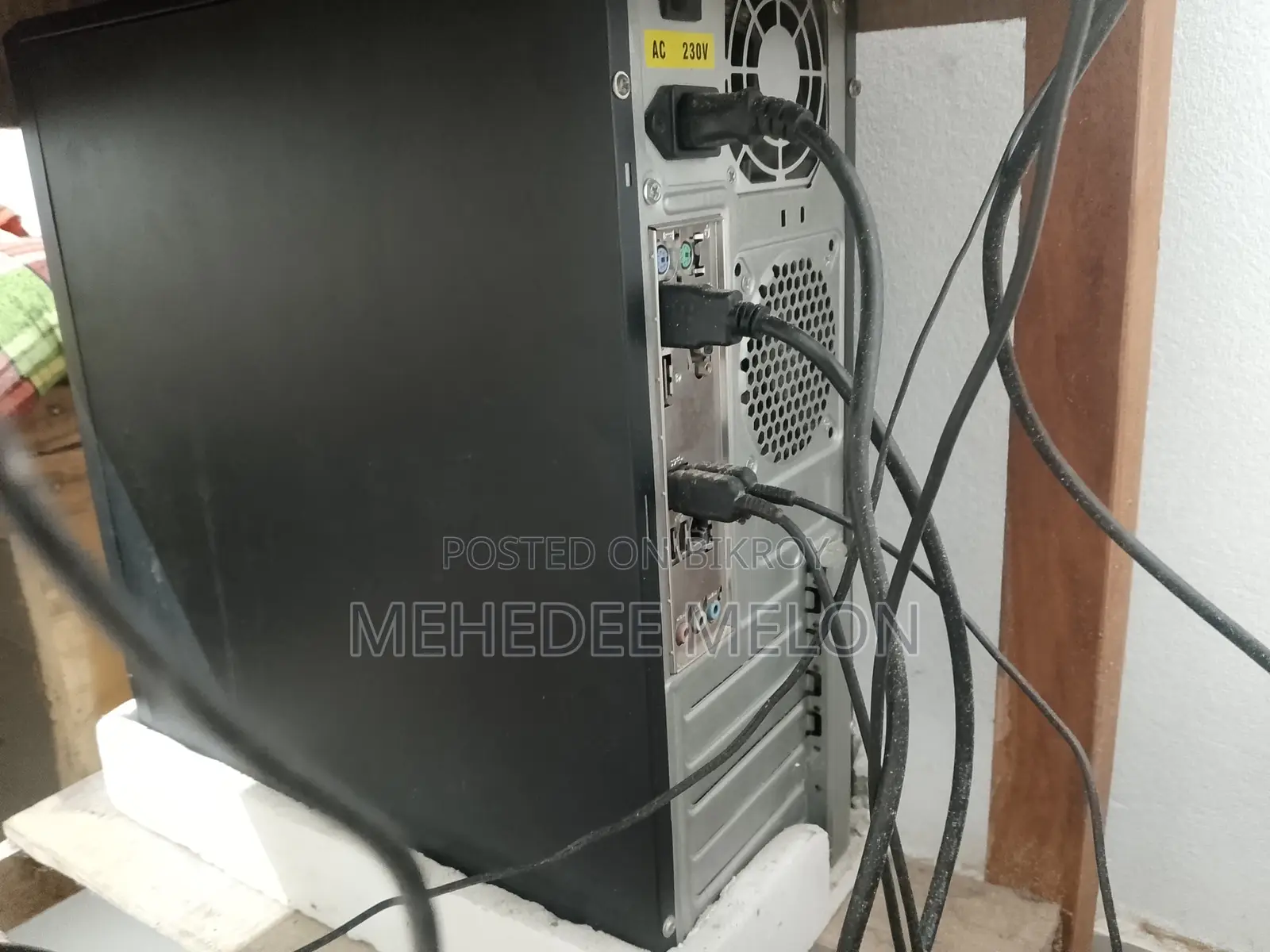 ডেস্কটপ কম্পিউটার ASUS ৮GB ইন্টেল কোর I3 HDD+SSD ১TB