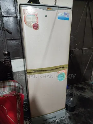 A Refrigerator Will Be Sold Urgent