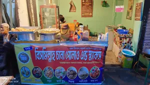 জরুরী ভিত্তিতে রানিং রেডি রেস্টুরেন্ট ফুল সেটআপ সহ বিক্রি