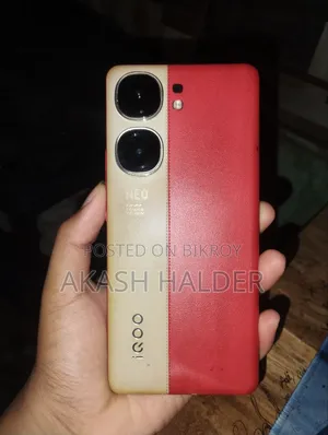 iQOO 256 GB Red