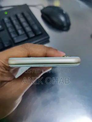 অ্যাপল আইফোন ৬ ৬৪ জিবি গোল্ড