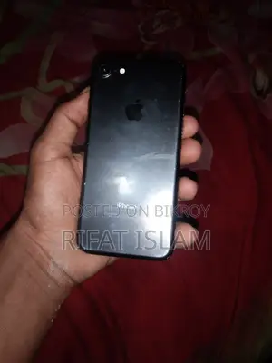 অ্যাপল আইফোন ৭ ১২৮ জিবি ব্ল্যাক