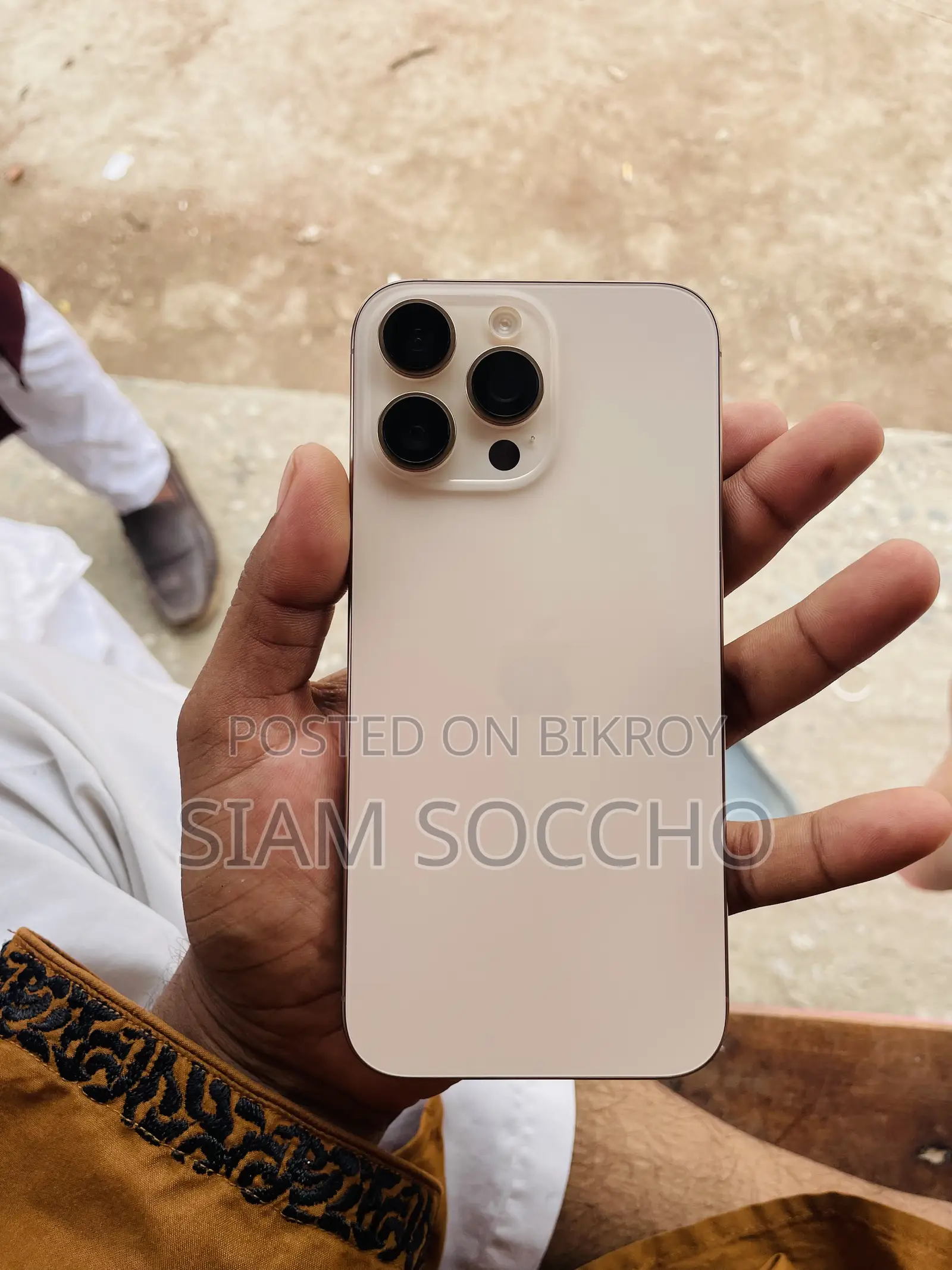 Apple iPhone 16 Pro Max 256 GB Gold