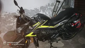 হোন্ডা হর্নেট ২০২১ ব্ল্যাক