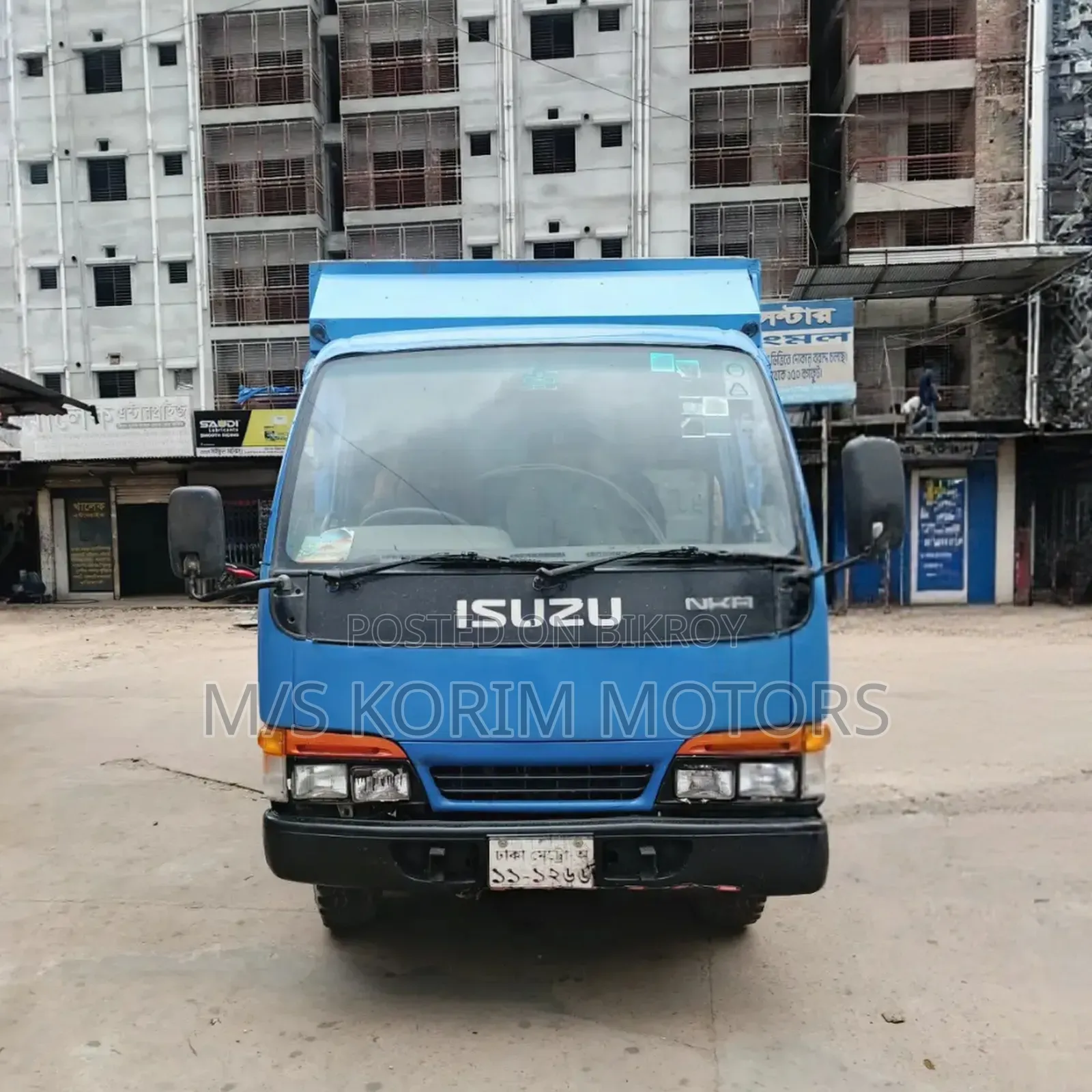 Isuzu NKR Cover Van 2002