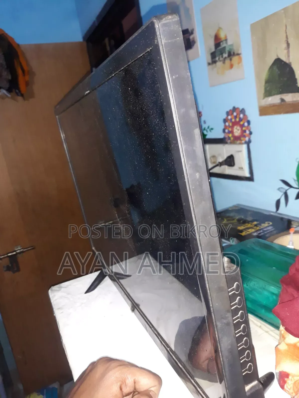 অ্যাস্টন ২৪ স্মার্ট টিভি