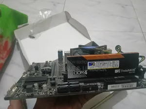 Desktop Computer Gigabyte 8GB Intel Core i5 SSD 128GB