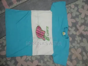 ছোট ছেলে বাচ্চাদের টি শার্ট।