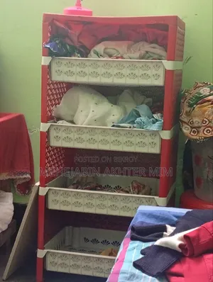 কাপড়চোপড় রাখার রেক