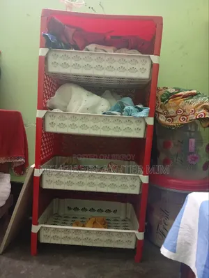 কাপড়চোপড় রাখার রেক