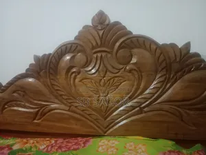 নতুন কাঠের খাট