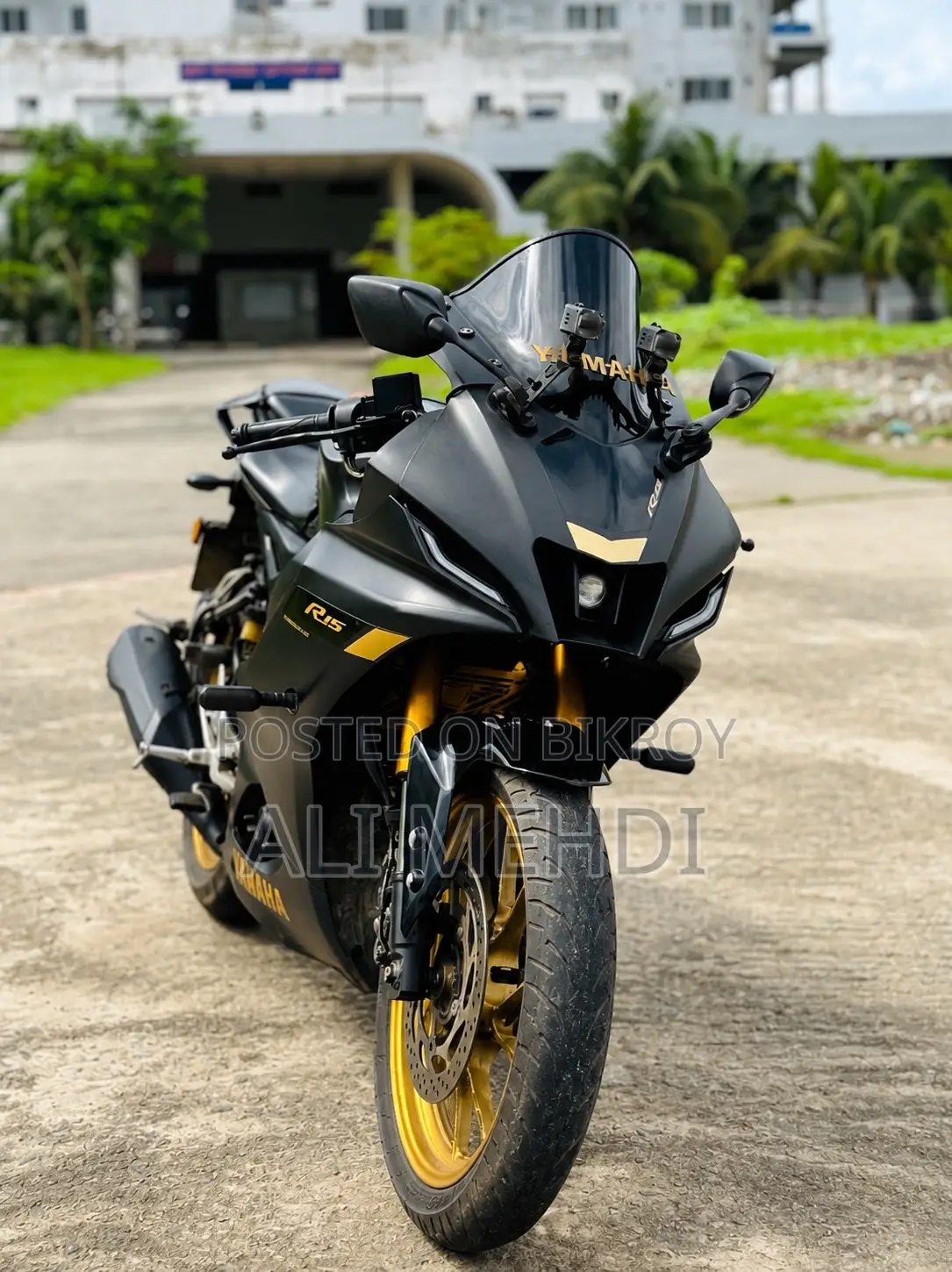 Yamaha 2024 Black
