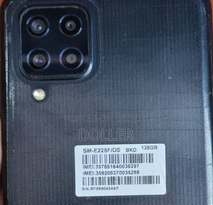 স্যামসাং গ্যালাক্সি এফ২২ ১২৮ জিবি কালো