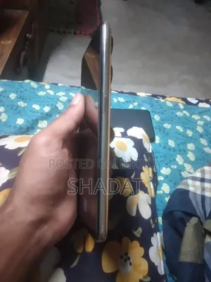 ওপ্পো রেনো ৮টি ১২৮ জিবি কমলা