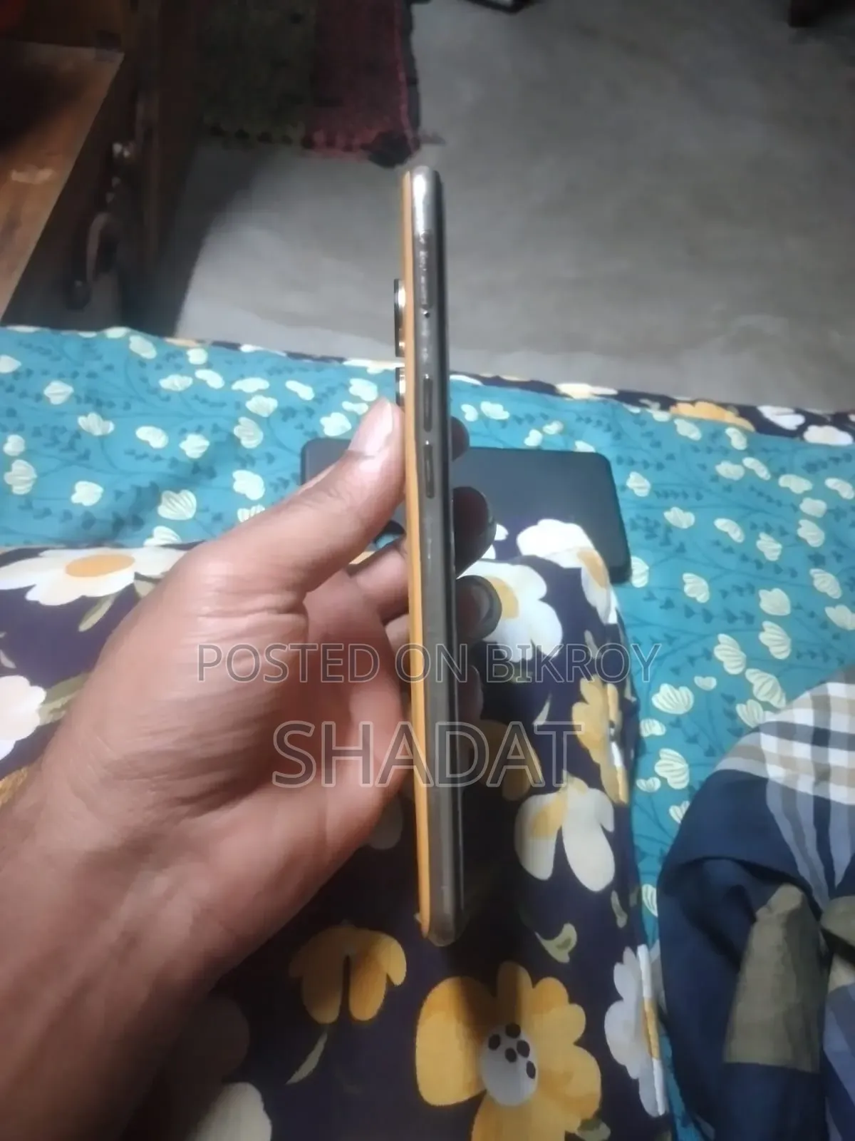 ওপ্পো রেনো ৮টি ১২৮ জিবি কমলা