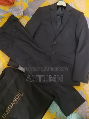 কালো স্যুট সেট (ব্লেজার এবং প্যান্ট)