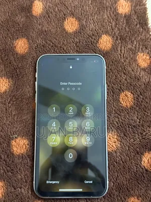 Apple iPhone XR 128 GB White