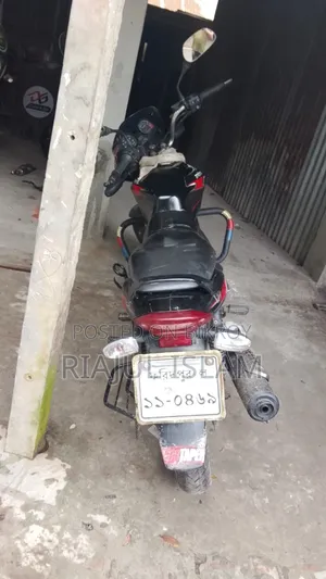 Bajaj Discover 135 2010 Black
