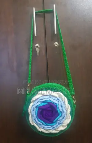 কুশি কাটা মহিলাদের হ্যান্ডব্যাগ ৯ ইঞ্চি ব্যাস