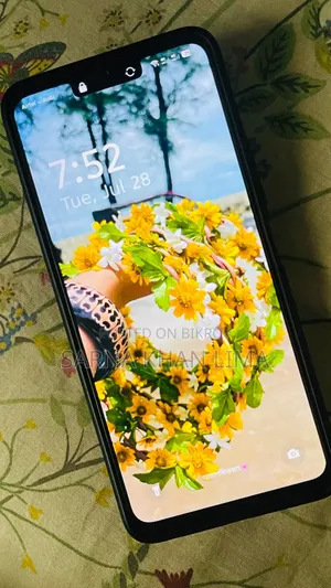 টেকনো স্পার্ক ৪০ ১২৮ জিবি কালো