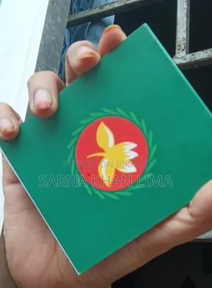 টেকনো স্পার্ক ৪০ ১২৮ জিবি কালো