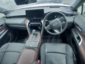 Toyota Harrier 2021 Pearl