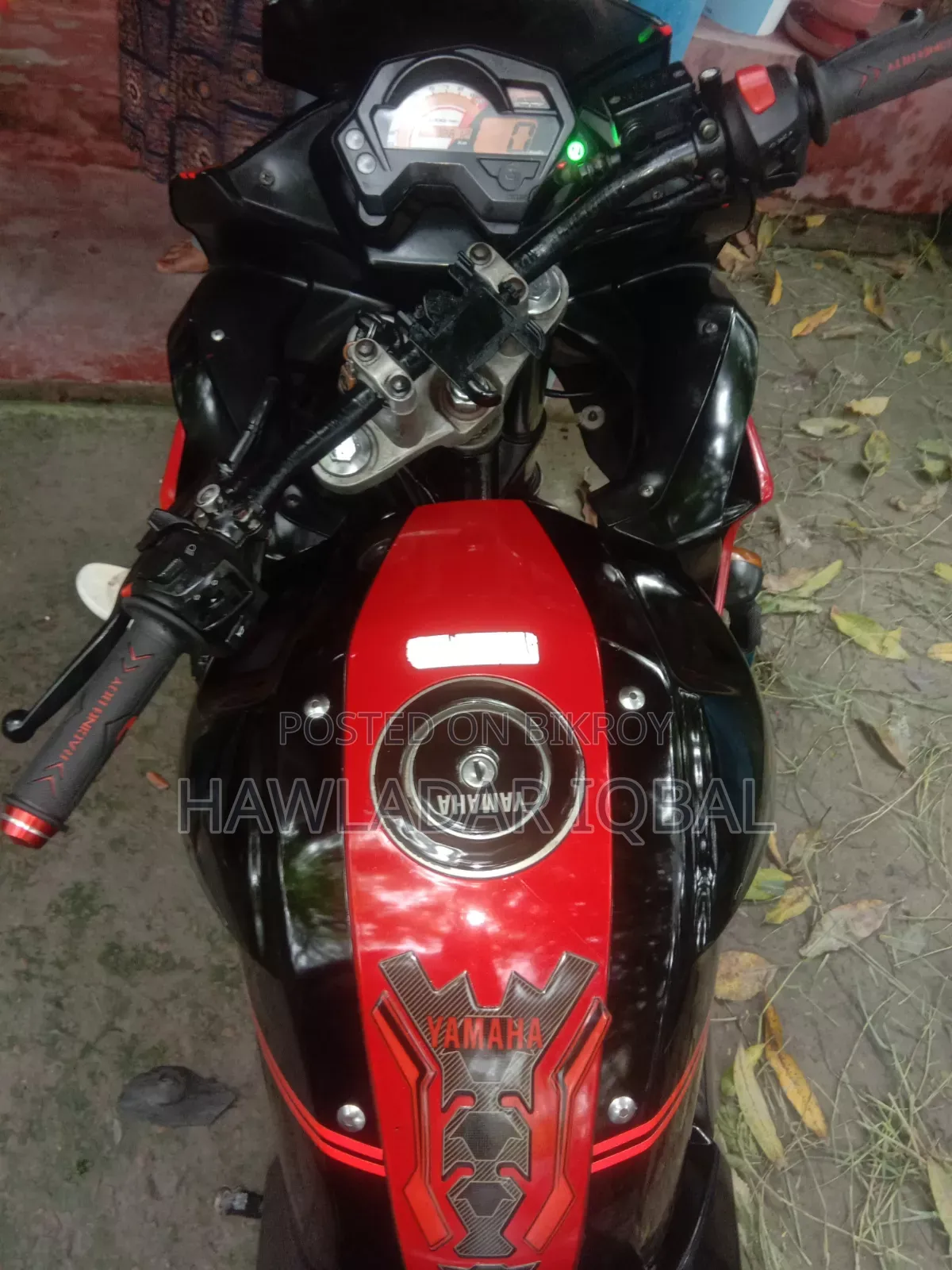 Yamaha 2011 Black